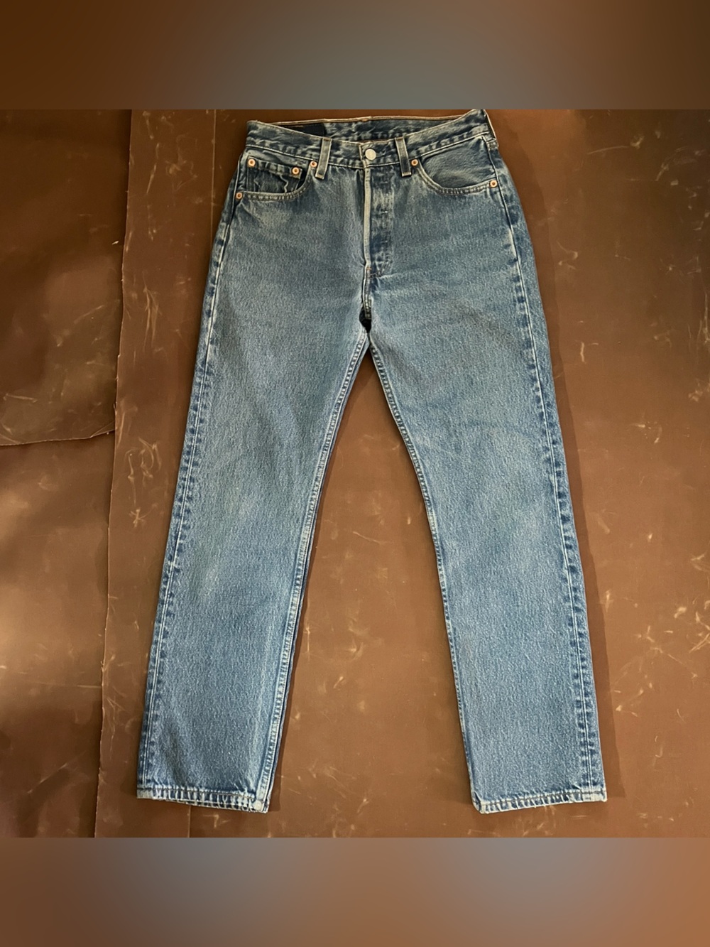 Vintage Levi’s 501 jeans button fly USA size W29 L30.
